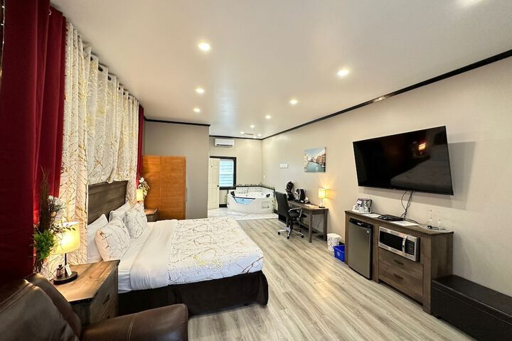 Room 63 of 165