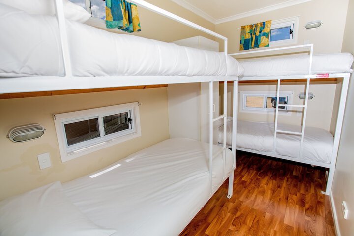 Room 5 of 63