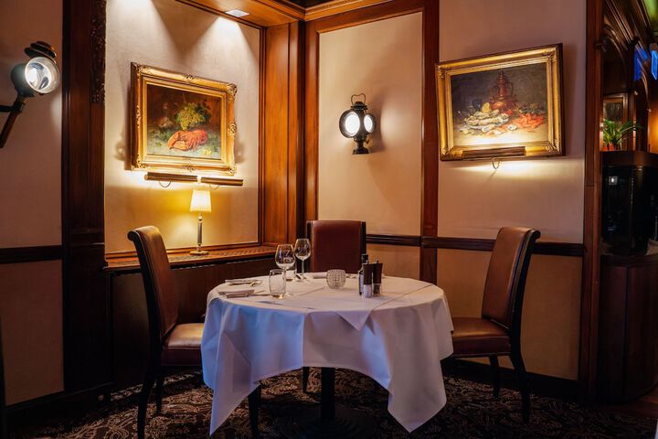 Dining 95 of 110
