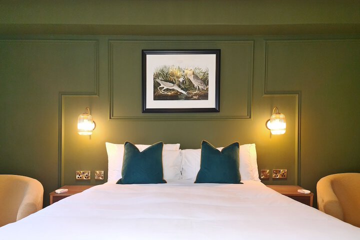 Room 15 of 46