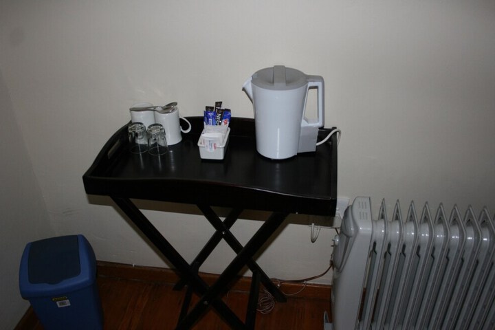 Breakfast/Coffee Service 114 of 198