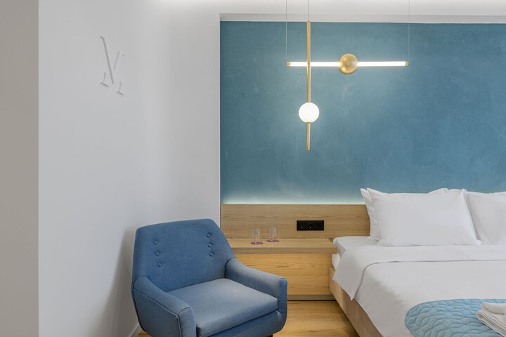 Room 47 of 68