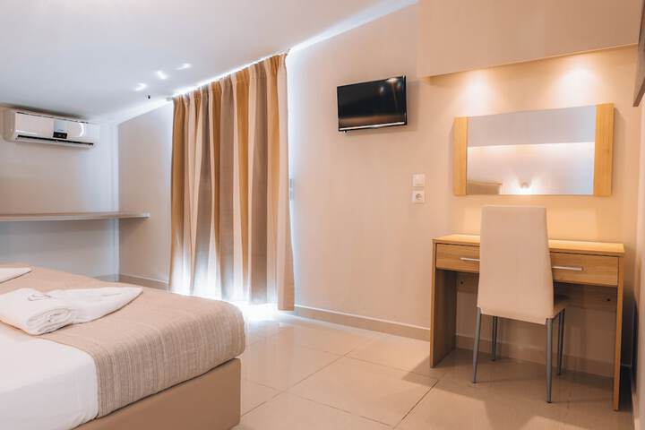 Room 16 of 42