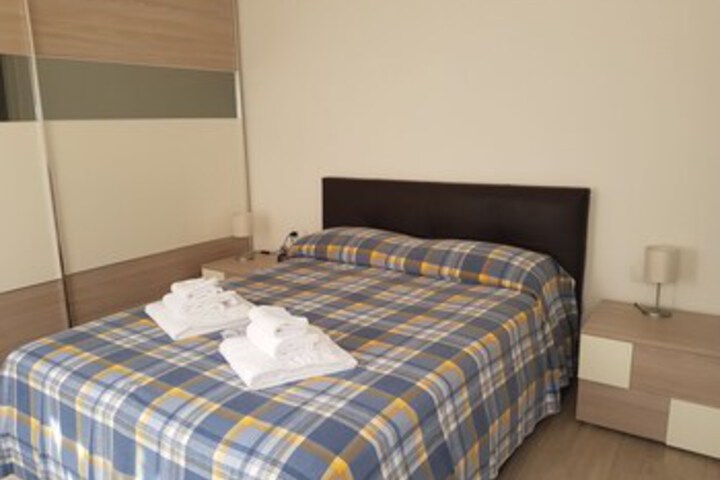 Room 15 of 16