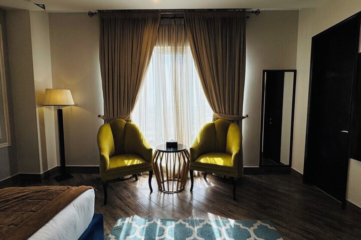 Room 17 of 67