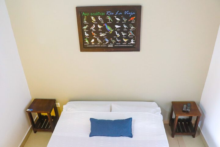 Room 4 of 40