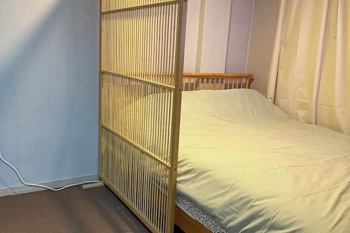 Room 2 of 42