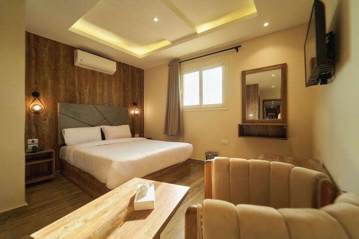 Room 10 of 60