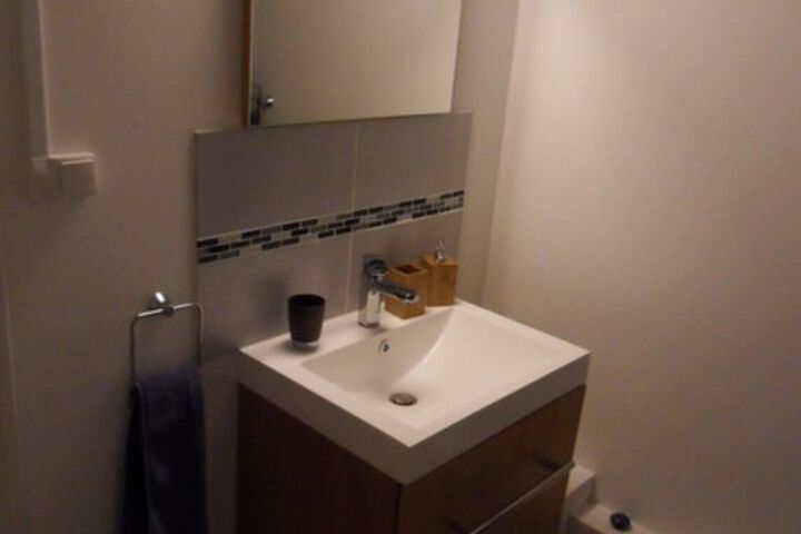 Room 3 of 35
