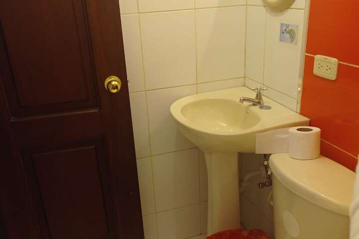 Room 7 of 7
