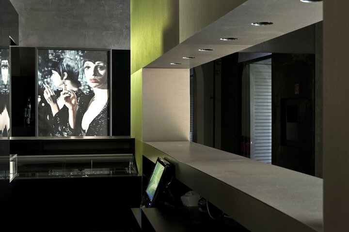 Lounge 59 of 67