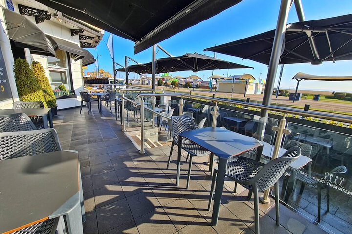 Terrace/Patio 19 of 31