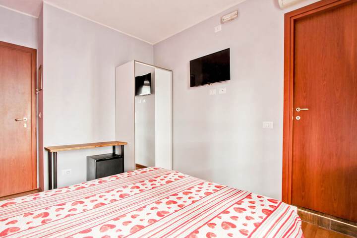 Room 17 of 51