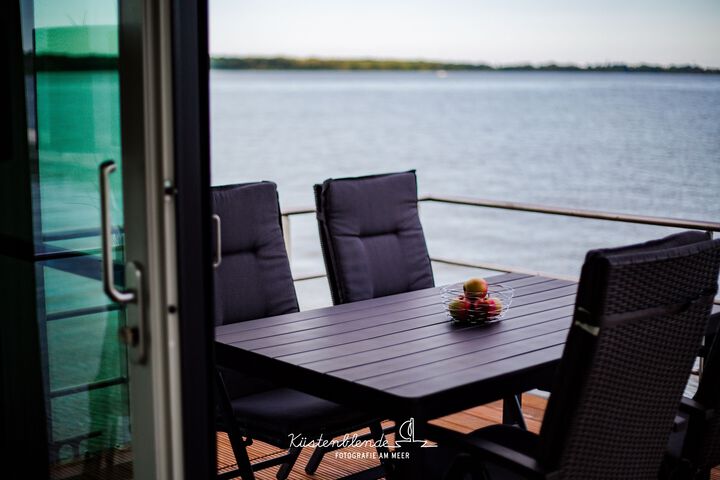 Terrace/Patio 6 of 7