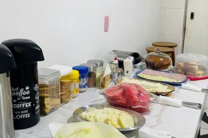 Breakfast/Coffee Service 13 of 14