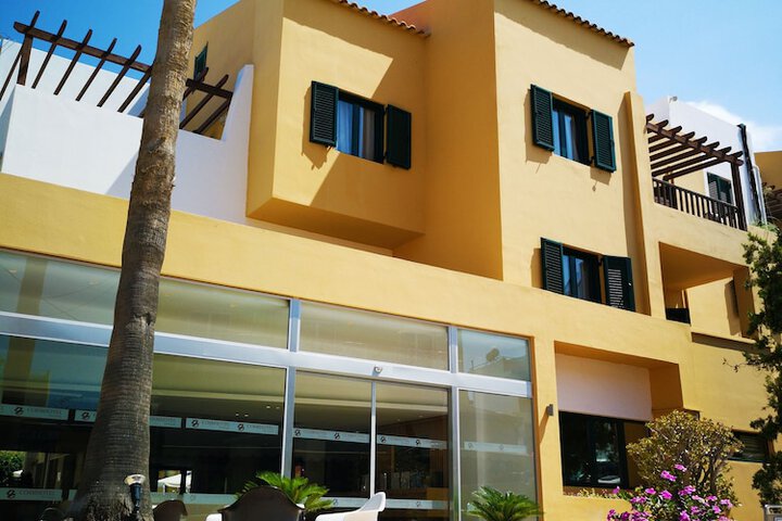 Hotel 90 of 90