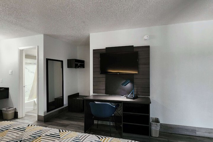 Room 26 of 50