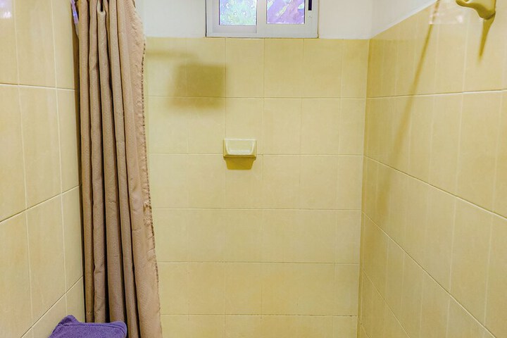 Room 124 of 172