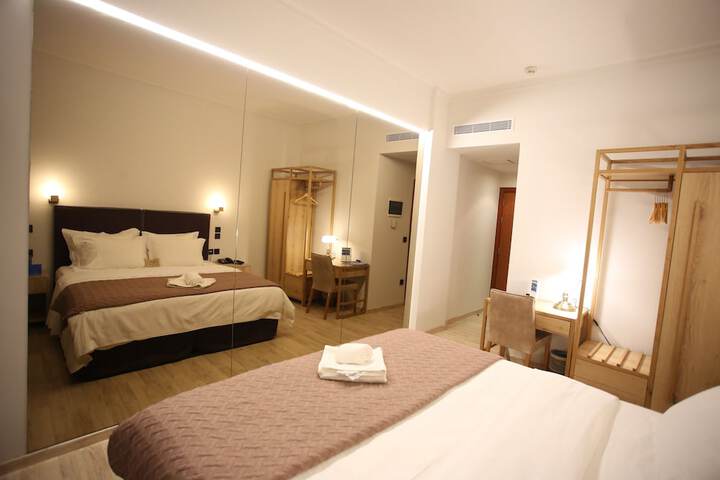 Room 12 of 71
