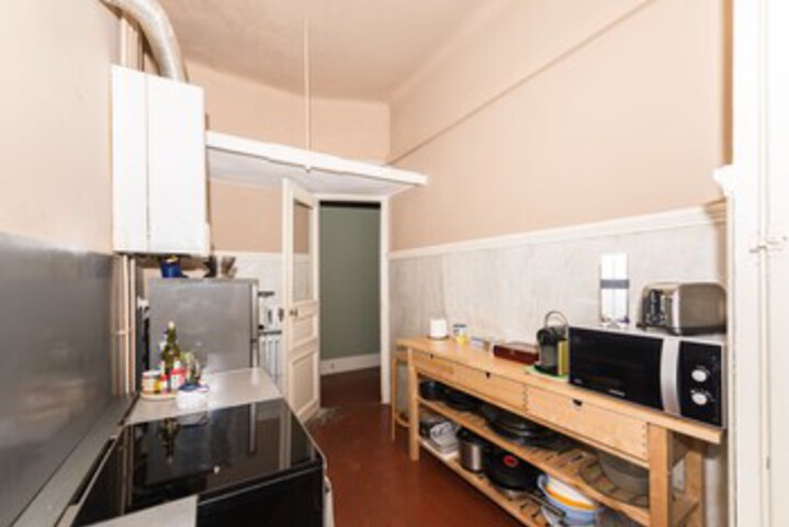 Room 15 of 18