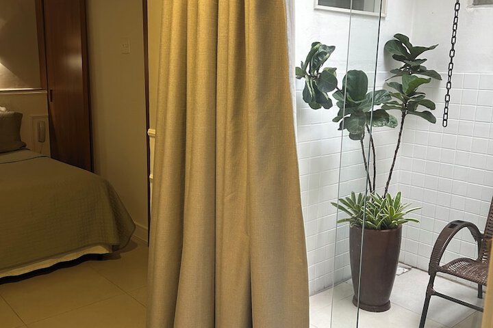 Room 41 of 68