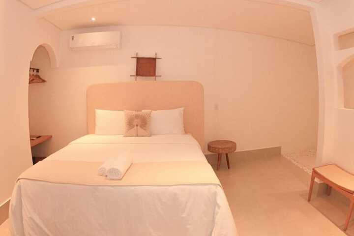 Room 7 of 53