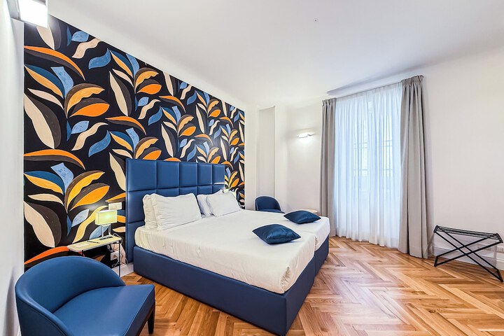 Room 51 of 238
