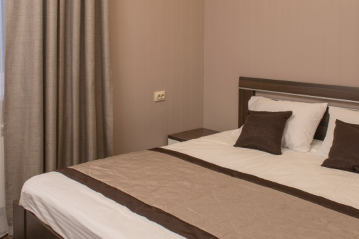 Room 2 of 4