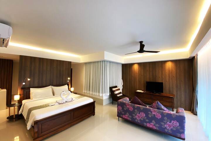 Room 26 of 104