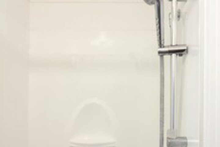 Room 6 of 23