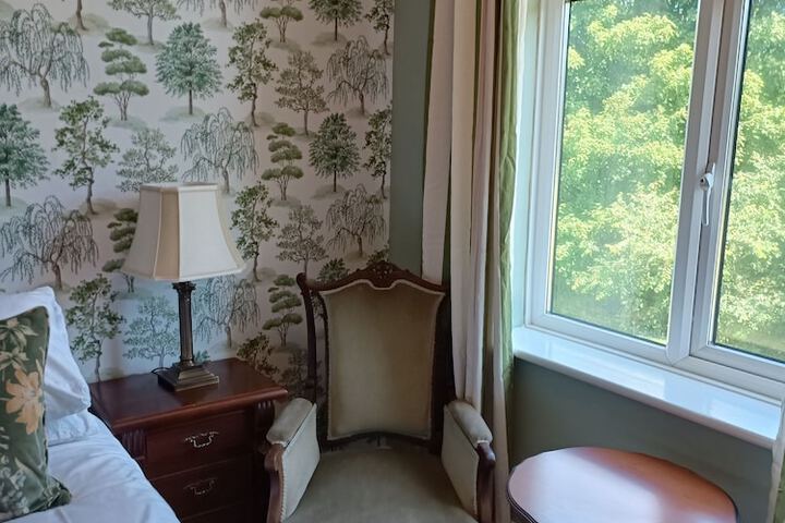 Room 7 of 52