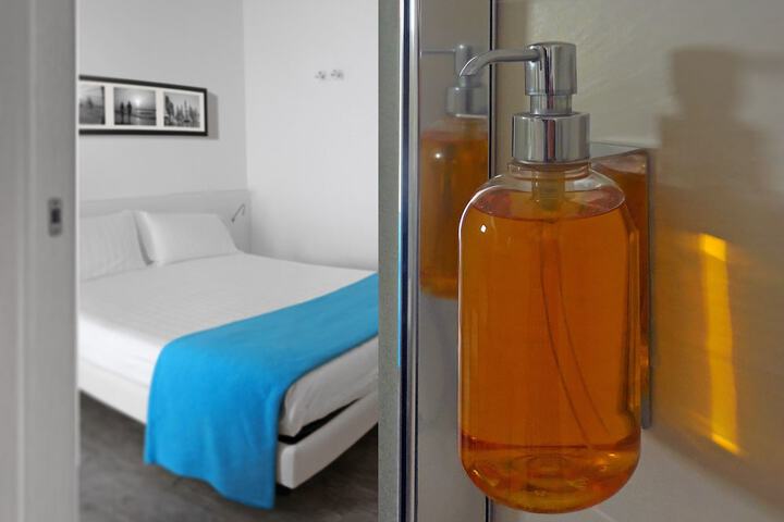 Room 26 of 92