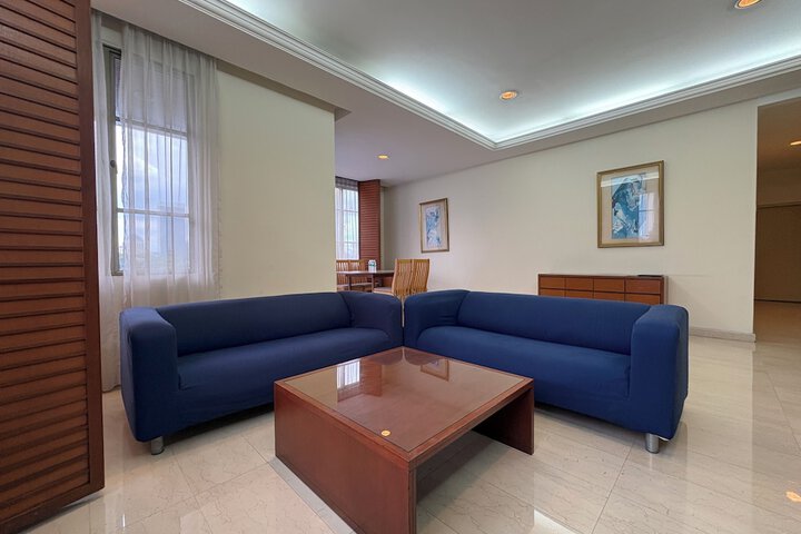 Room 36 of 61