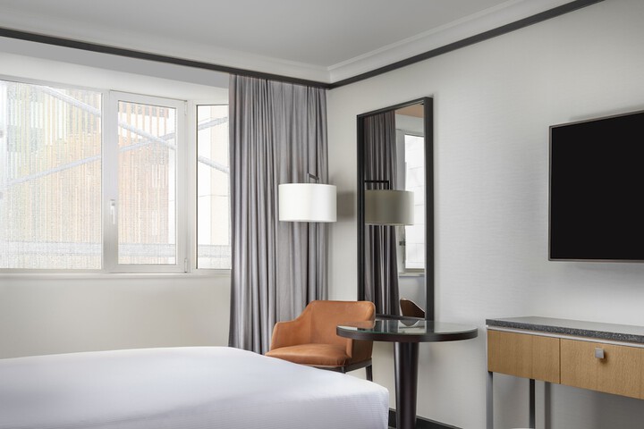 Room 48 of 151