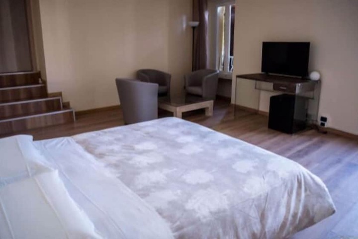 Photo of Hotel Lonatino