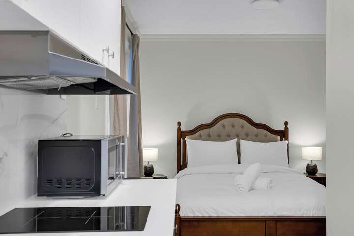 Room 50 of 174