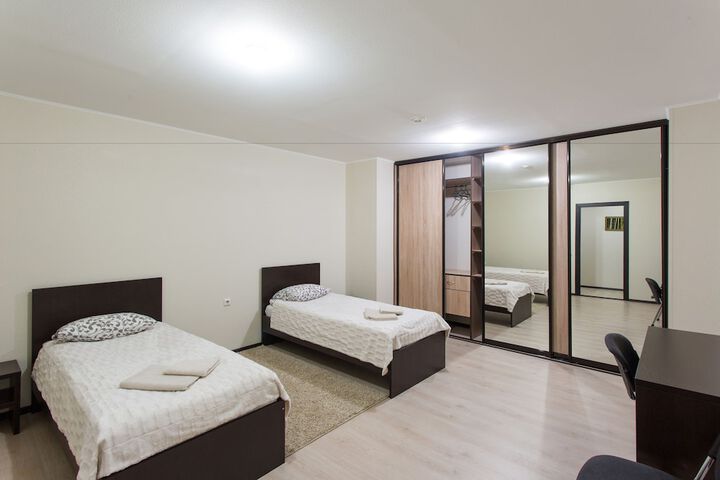 Room 17 of 45