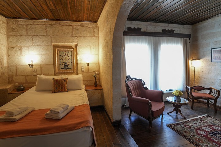 Room 42 of 140