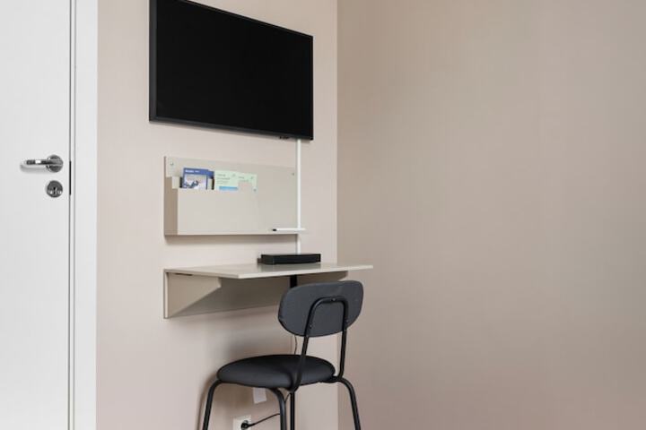 Room 71 of 154