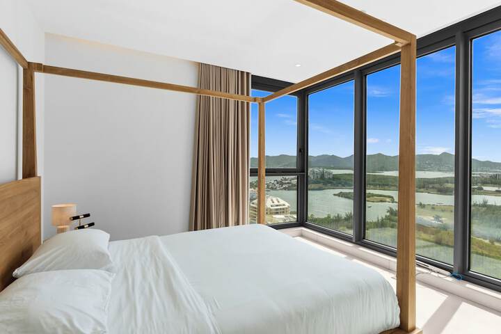 Room 297 of 1000