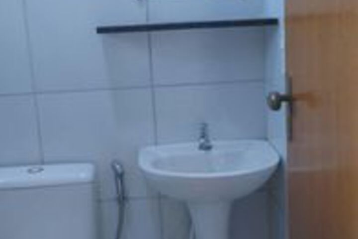 Room 3 of 7