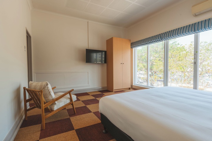 Room 62 of 167