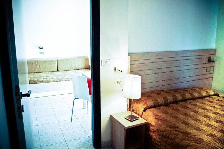 Room 7 of 21