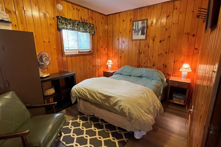 Room 3 of 21