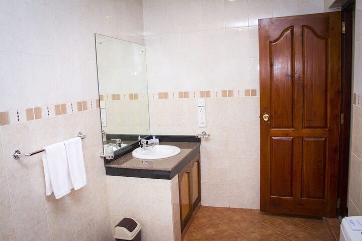 Room 25 of 52