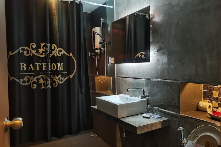 Room 30 of 39