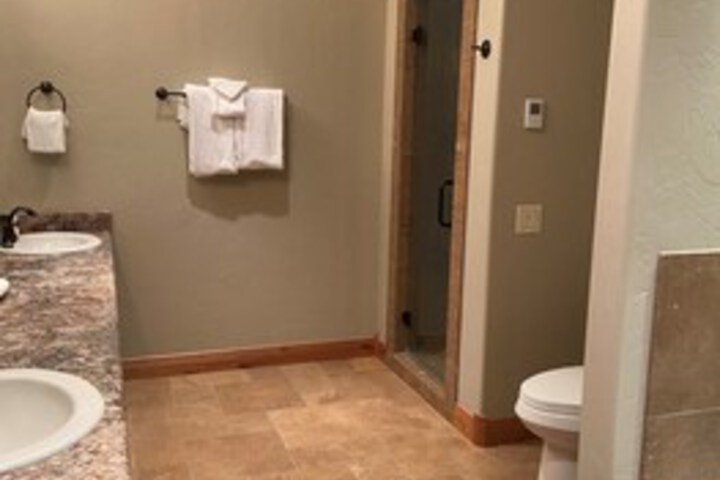 Room 8 of 36
