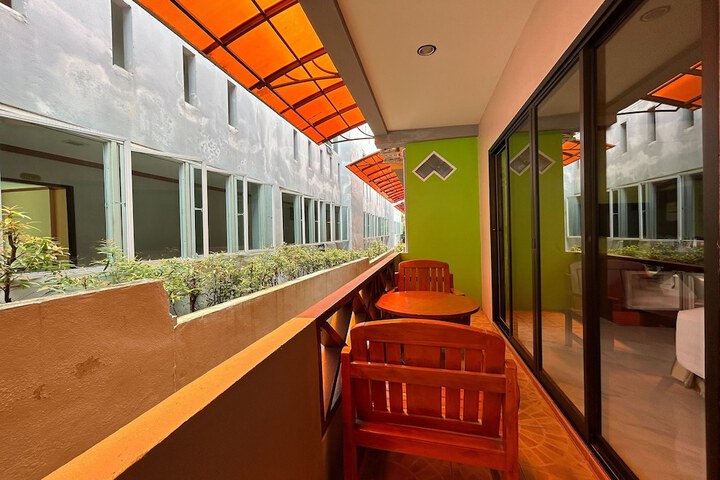 Terrace/Patio 20 of 34