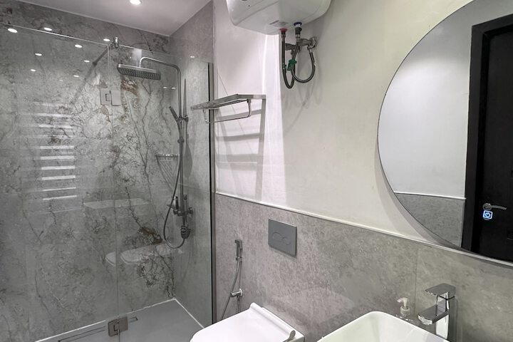 Room 72 of 81