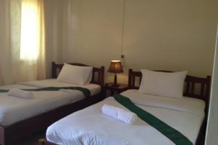 Room 1 of 5